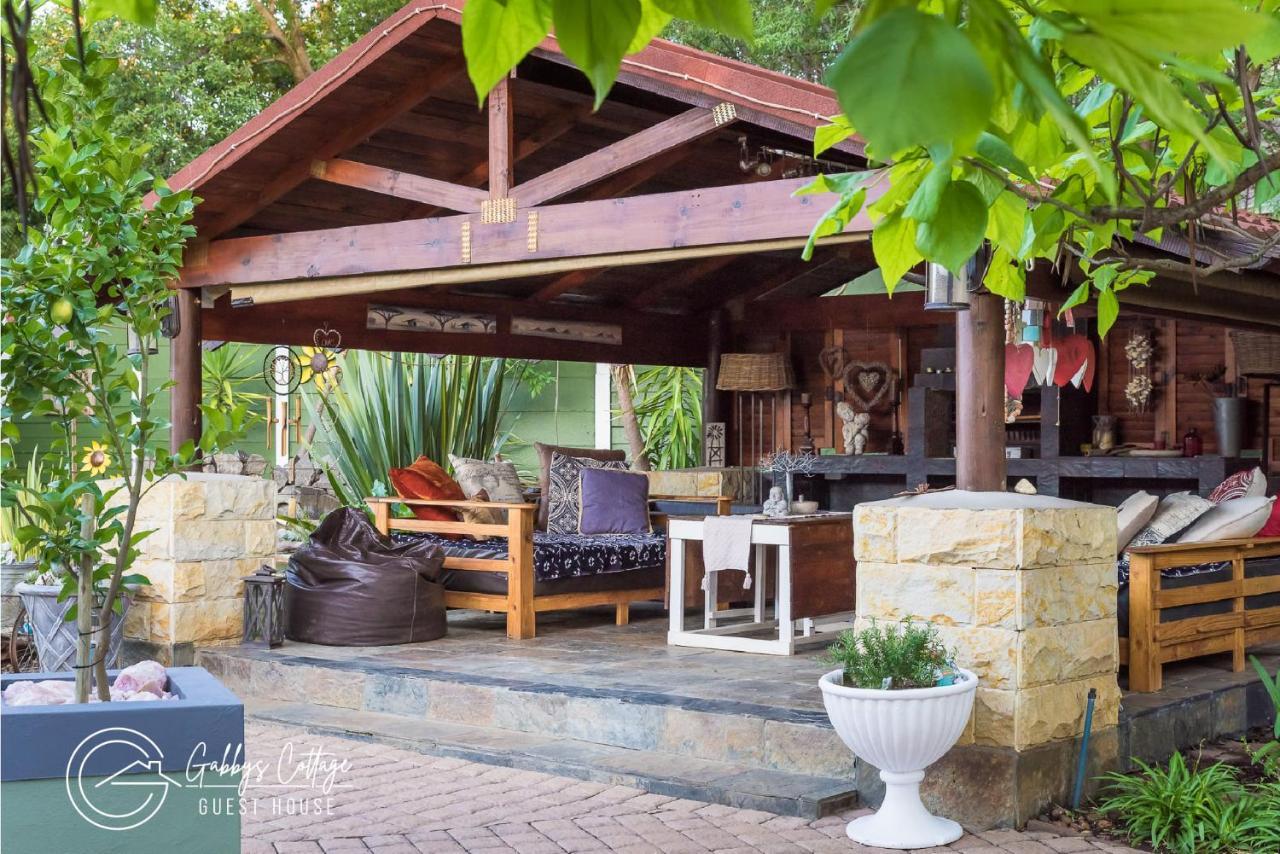 Gabbys Cottage Guesthouse Блумфонтейн Экстерьер фото