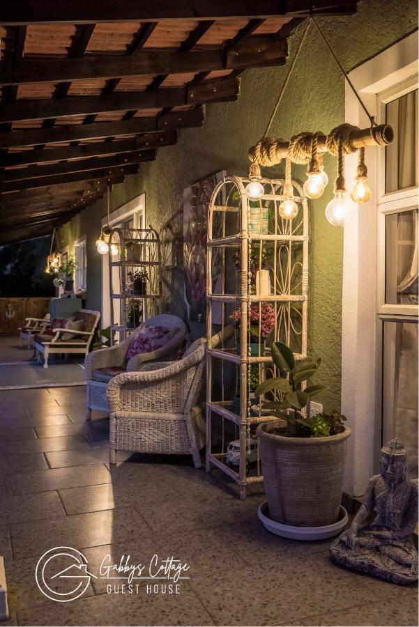 Gabbys Cottage Guesthouse Блумфонтейн Экстерьер фото
