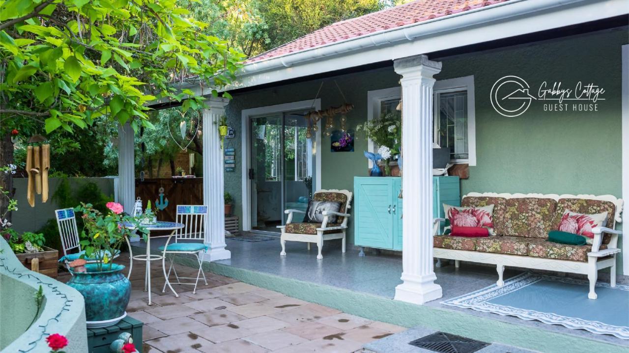 Gabbys Cottage Guesthouse Блумфонтейн Экстерьер фото
