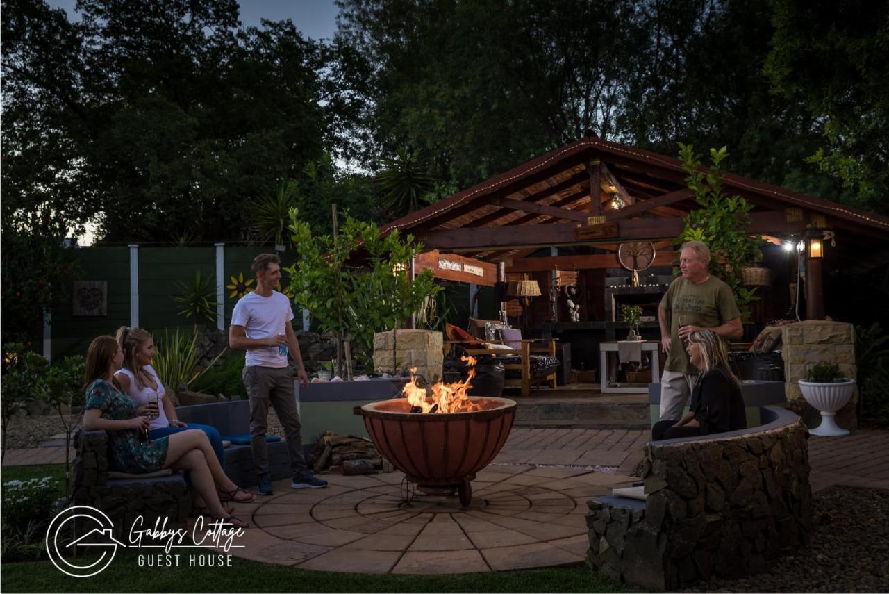 Gabbys Cottage Guesthouse Блумфонтейн Экстерьер фото